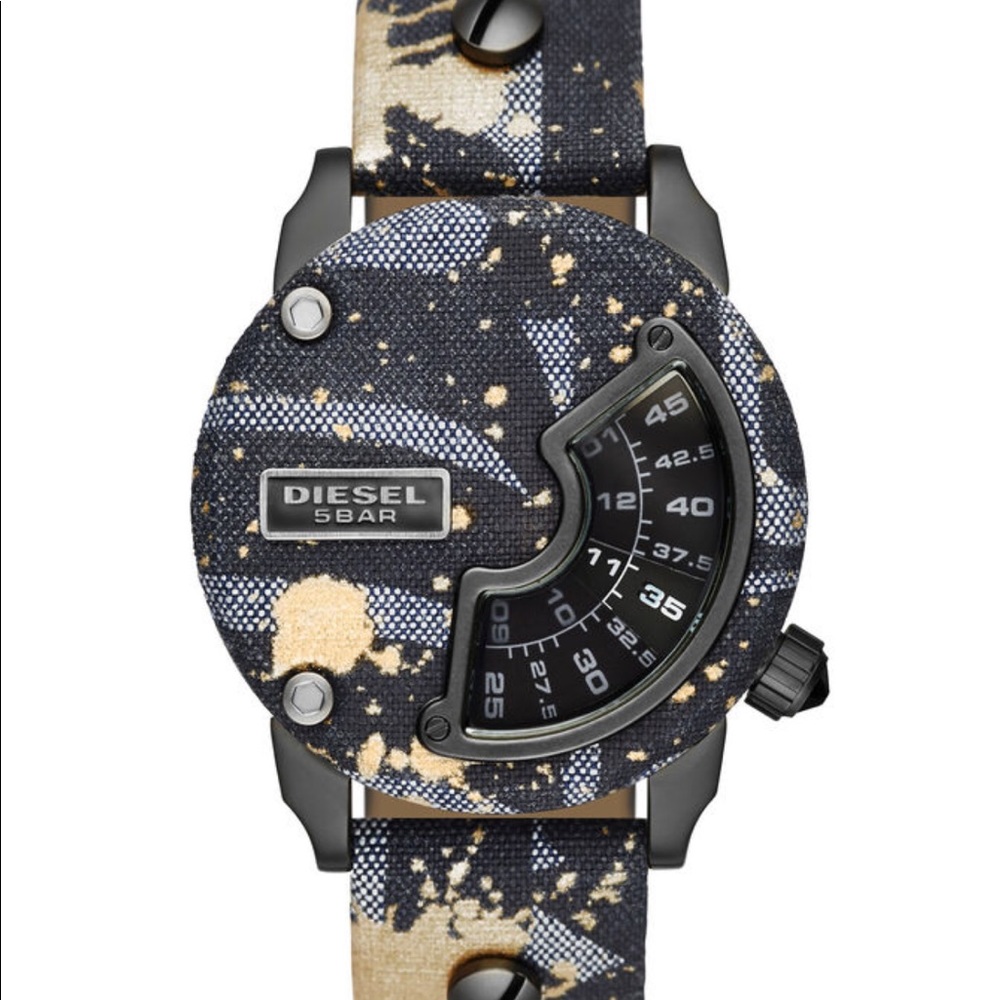 Diesel Mini Daddy Alrite Limited Edition DZ7389